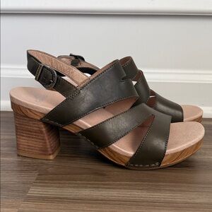 Dansko Women Ashlee Sandals Burnished Calf Olive Leather Shoes 40 US 9 NEW